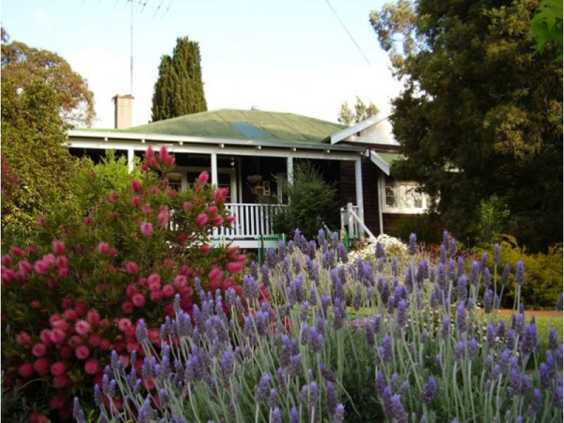 1 Nyamup Rd, Dingup WA 6258