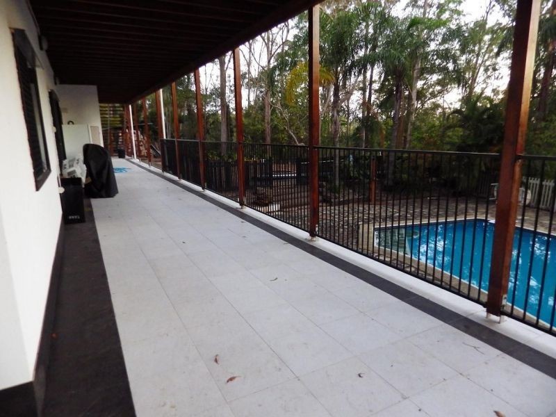 214 Bielby Rd, Kenmore Hills QLD 4069