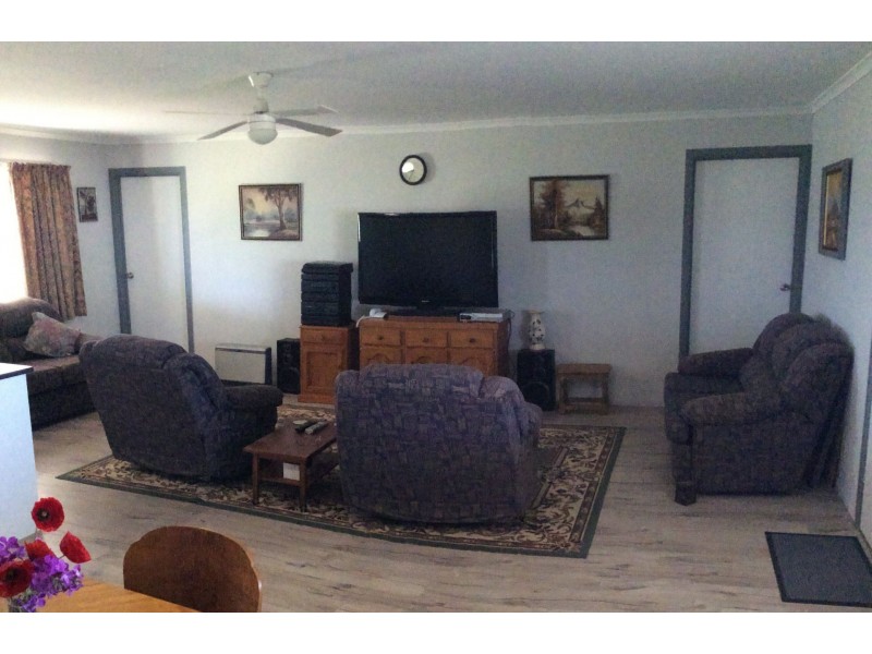 102 Wark Rd, Tailem Bend SA 5260