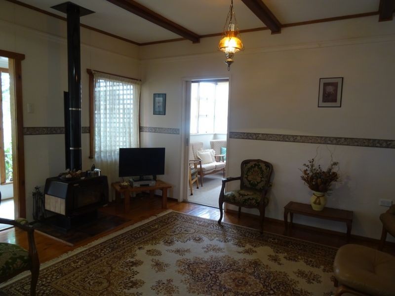 36 Fourth Avenue, Harristown QLD 4350