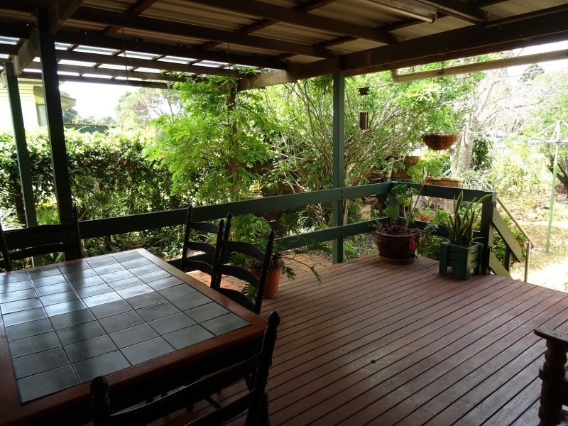 36 Fourth Avenue, Harristown QLD 4350