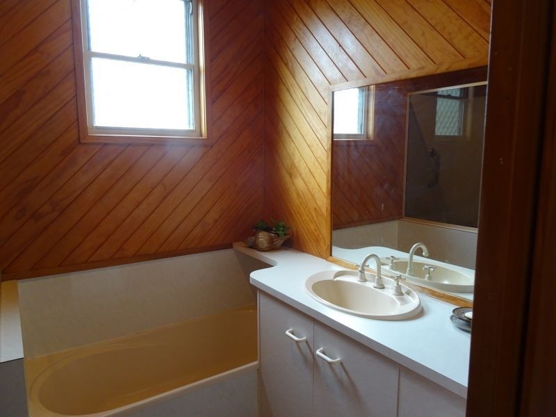 36 Fourth Avenue, Harristown QLD 4350