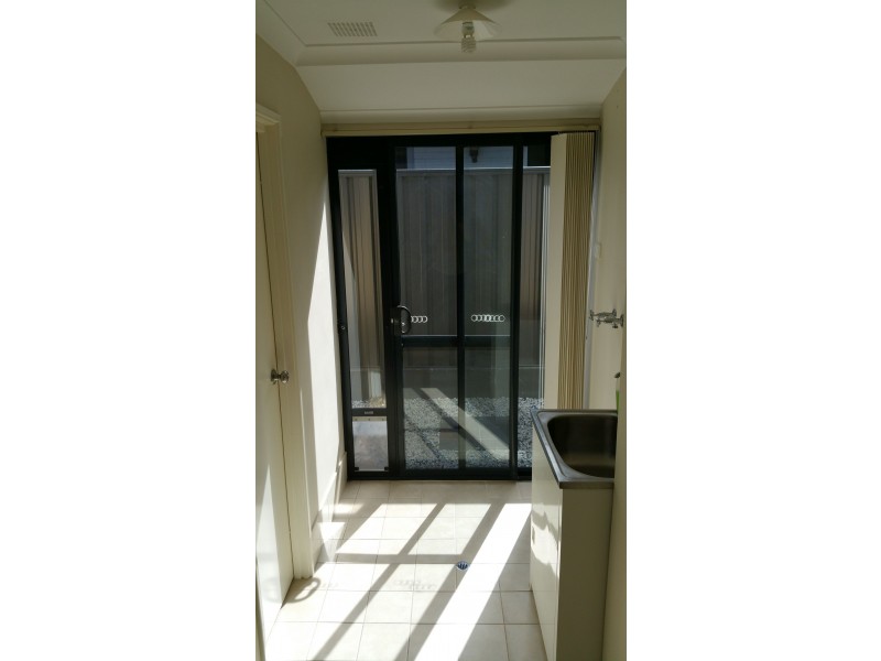 Wattle Grove WA 6107