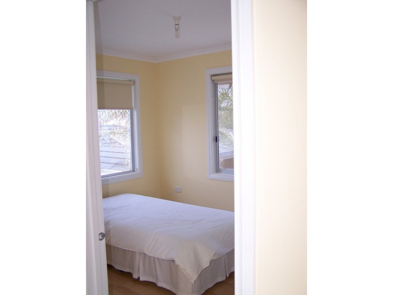 2/174 Purinuan Road, Reservoir VIC 3073