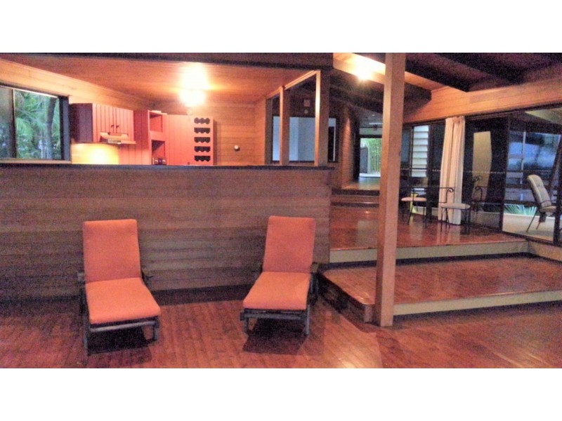 30 ALINJARRA DR, Tugun QLD 4224