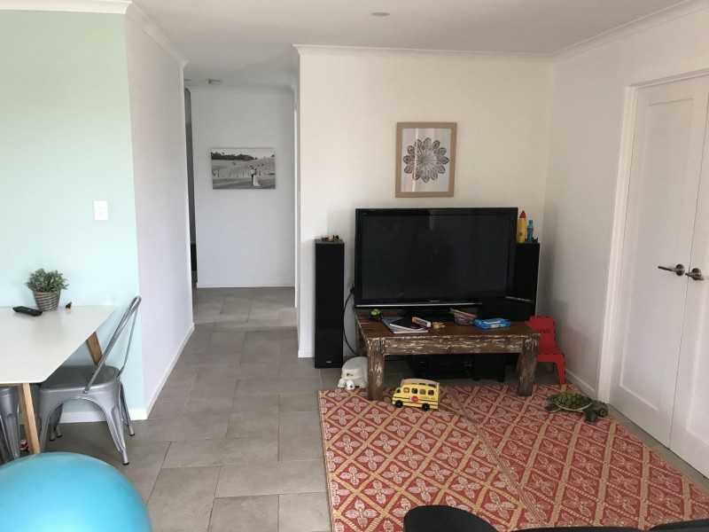 6 Chantilly Cres, Beerwah QLD 4519