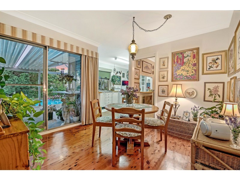 3 Roseneath Place, Baulkham Hills NSW 2153