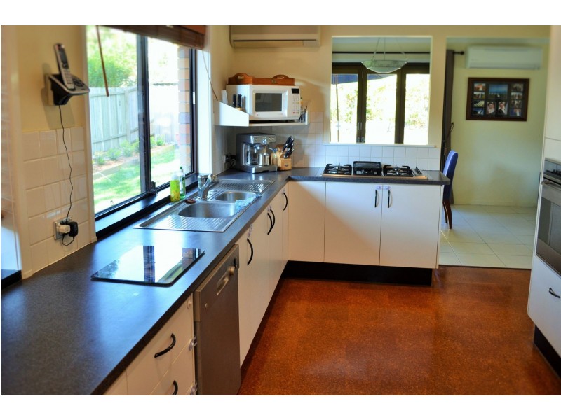 2 Fabray Place, Mcdowall QLD 4053