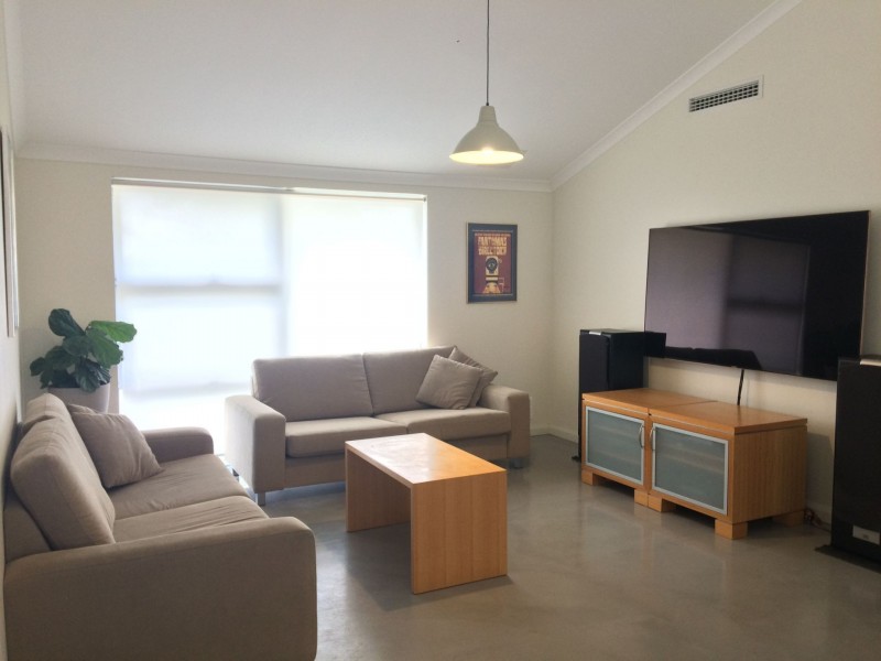 2 Frinton Street, Bayswater WA 6053