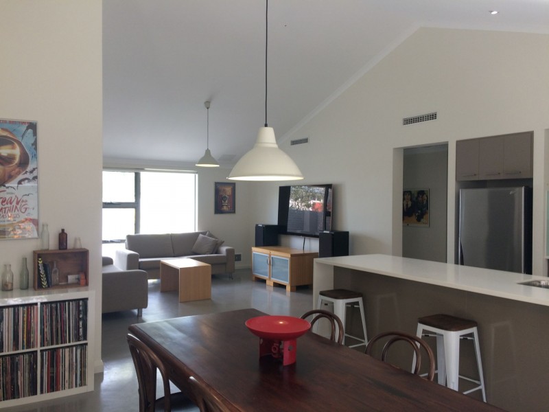 2 Frinton Street, Bayswater WA 6053