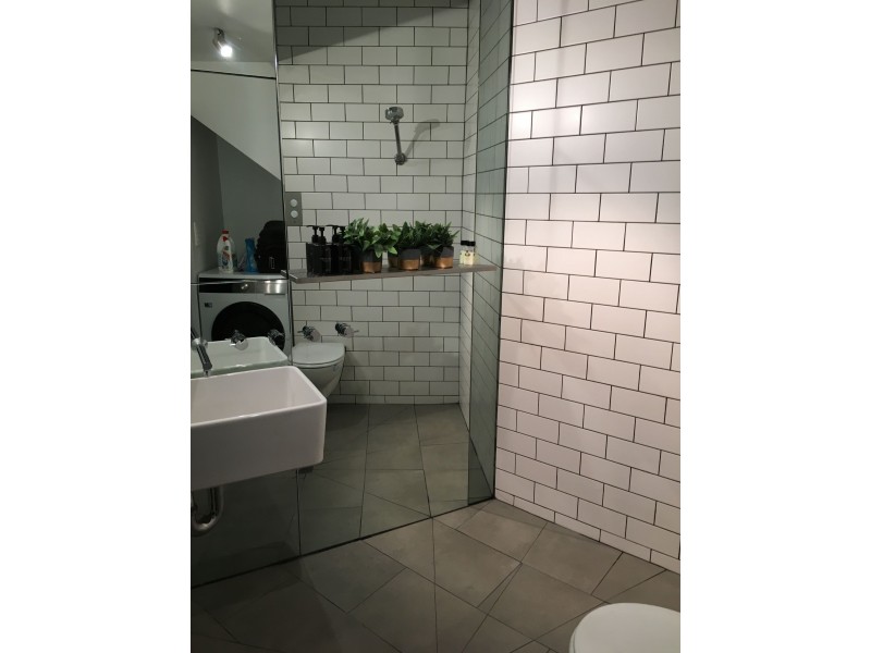 a/51 O’Connell Street, North Melbourne VIC 3051