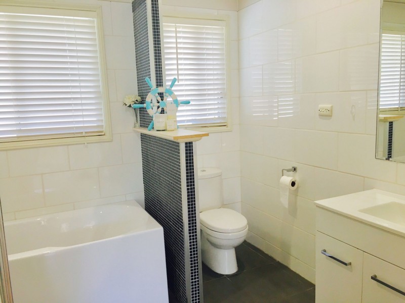 13 Mountain St, Sanctuary Point NSW 2540