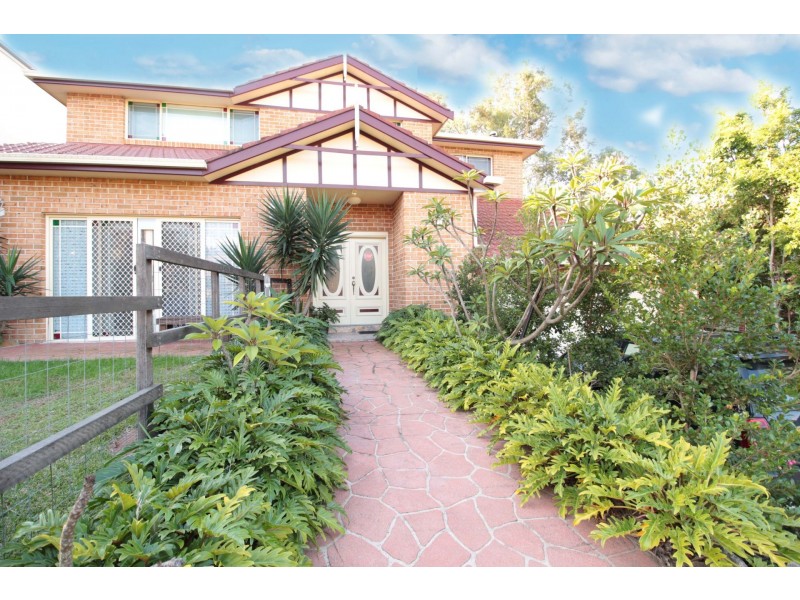 16 Marlock Place, Alfords Point NSW 2234