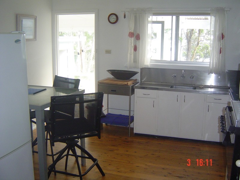 75 Walmer Ave, Sanctuary Point NSW 2540