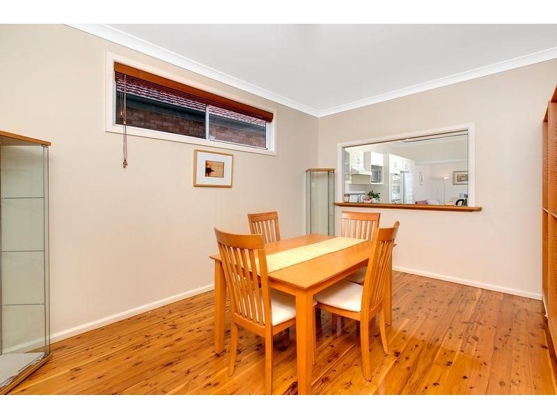 93 Warringah Rd, Narraweena NSW 2099