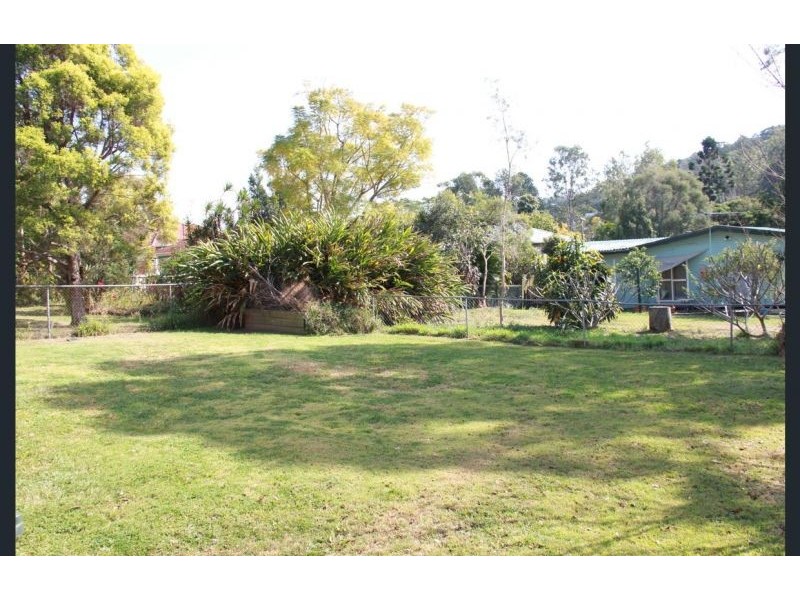 989 Waterworks Road, The Gap QLD 4061