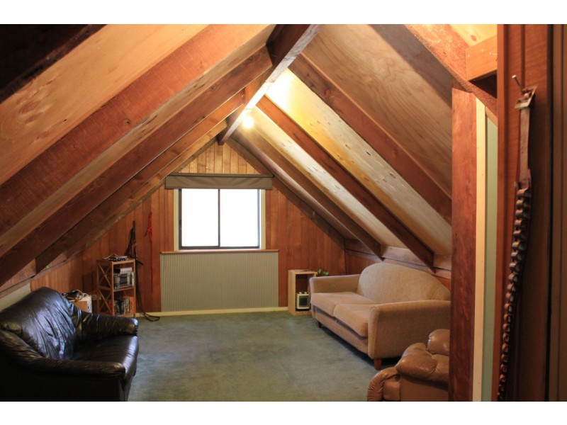 205 Mardan-Dumbalk Rd, Dumbalk VIC 3956