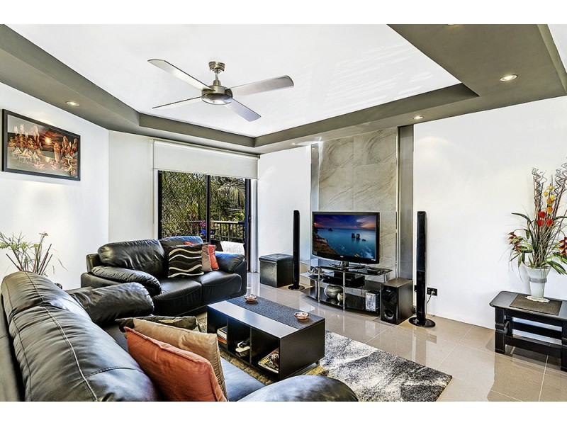 13/22 Second Avenue, Broadbeach QLD 4218