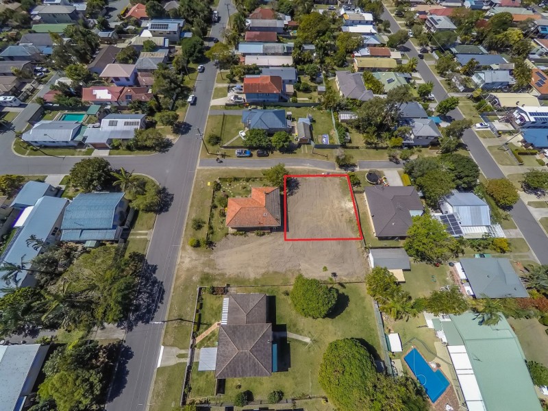 1 Turner St, Scarborough QLD 4020