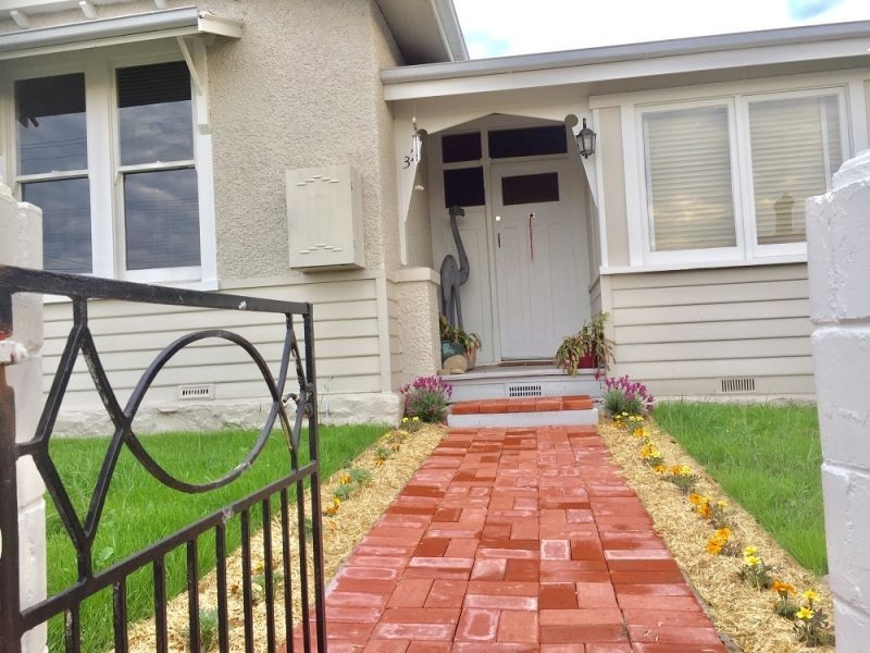 32 Button St, Mowbray TAS 7248