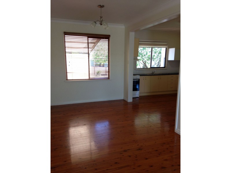 3 Norah Street, Centenary Heights QLD 4350