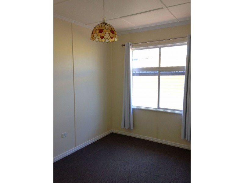 3 Norah Street, Centenary Heights QLD 4350