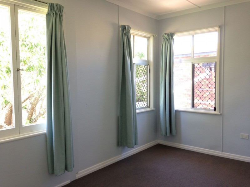 3 Norah Street, Centenary Heights QLD 4350