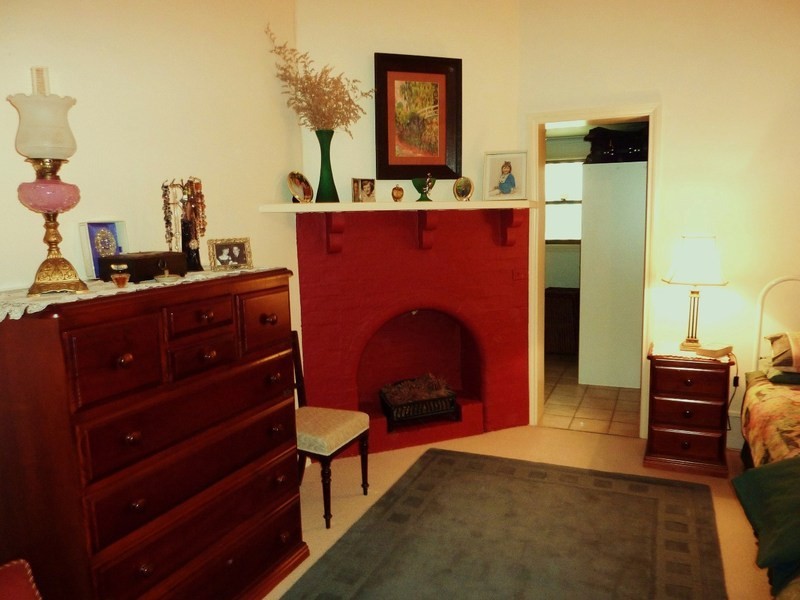 12 Bridge Street, Tanunda SA 5352