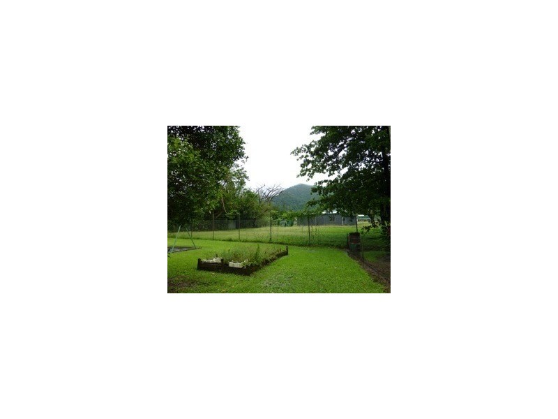 B/6 Harwood Drive, Babinda QLD 4861
