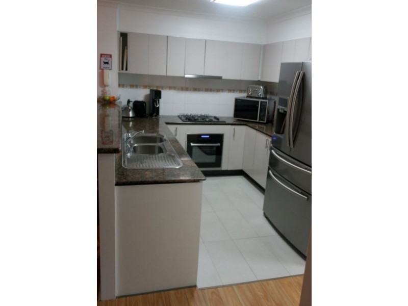 Unit 208/102 Wells Street, Southbank VIC 3006