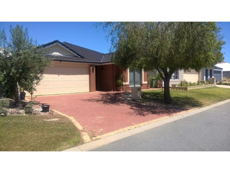 12 Le Var Parkway, Belmont WA 6104