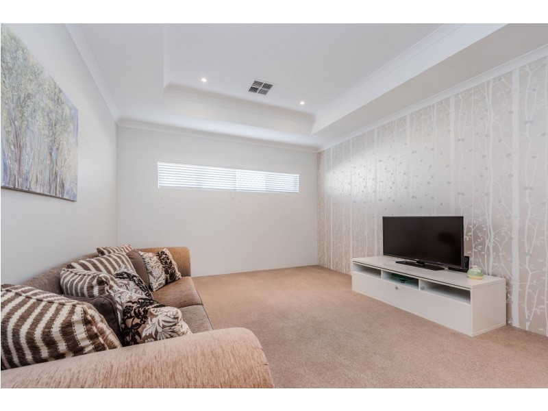 9 Moonbooli Street, Forrestfield WA 6058