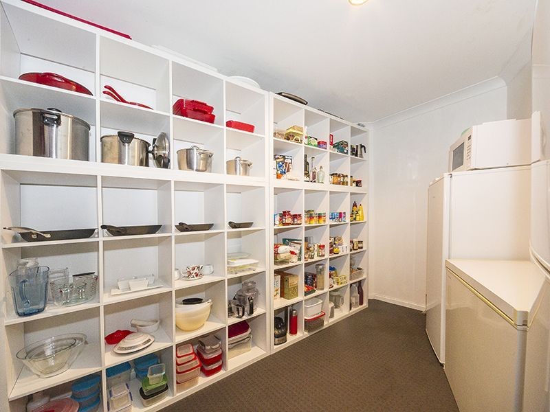 5 Alloway Place, Seville Grove WA 6112