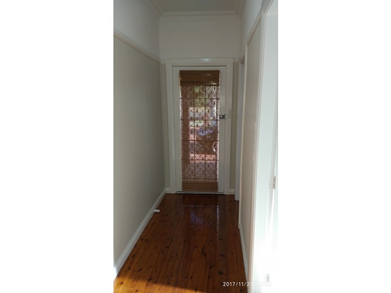 33 KOONOONA AVE, Villawood NSW 2163