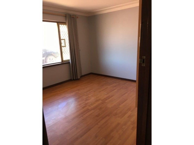 5 Merian close, Bentley WA 6102