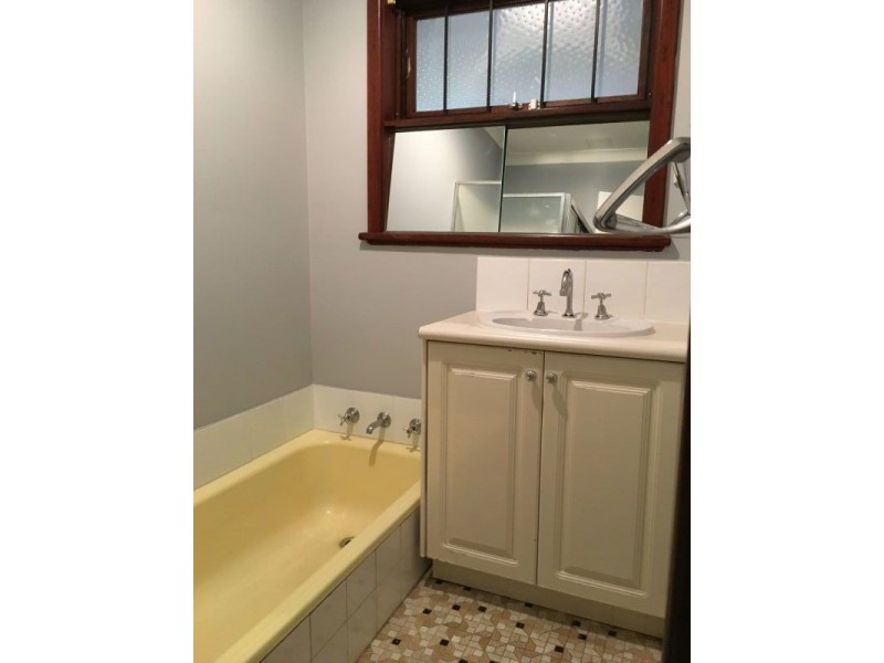 5 Merian close, Bentley WA 6102