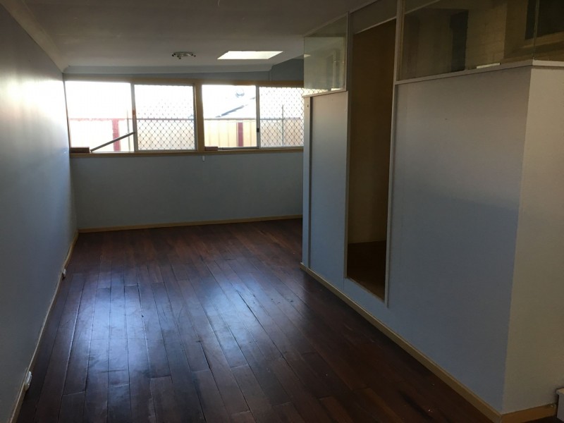 5 Merian close, Bentley WA 6102