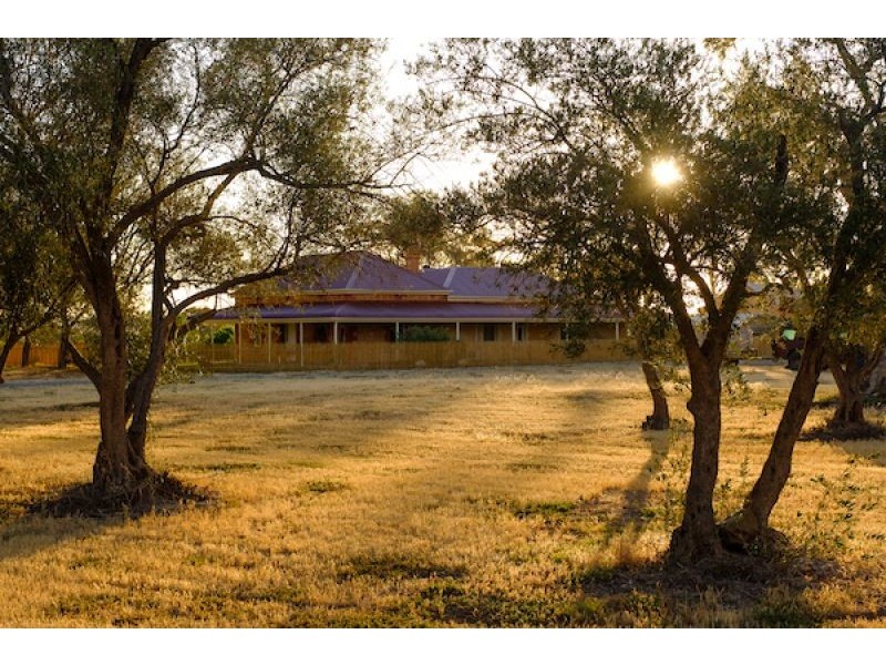 9 Heatherdale Road, Crystal Brook SA 5523