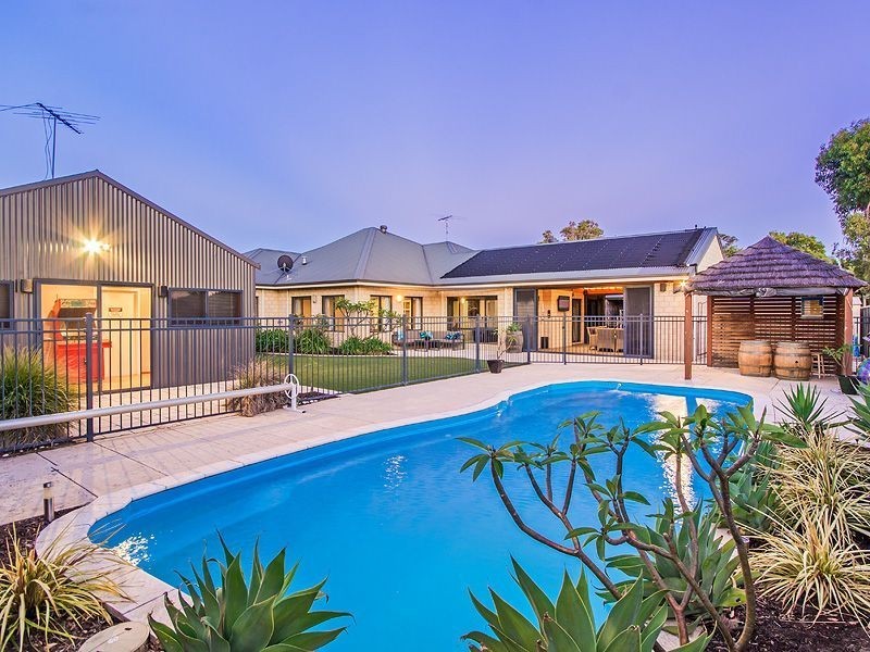 6 Placid Waters Parade, Coodanup WA 6210