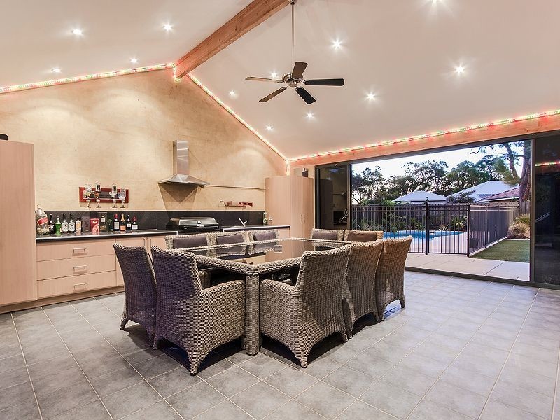 6 Placid Waters Parade, Coodanup WA 6210
