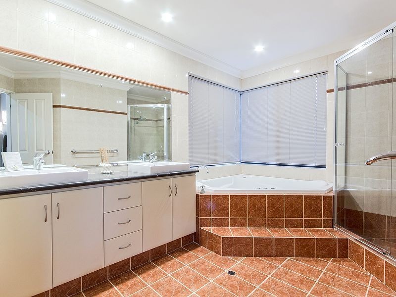 6 Placid Waters Parade, Coodanup WA 6210