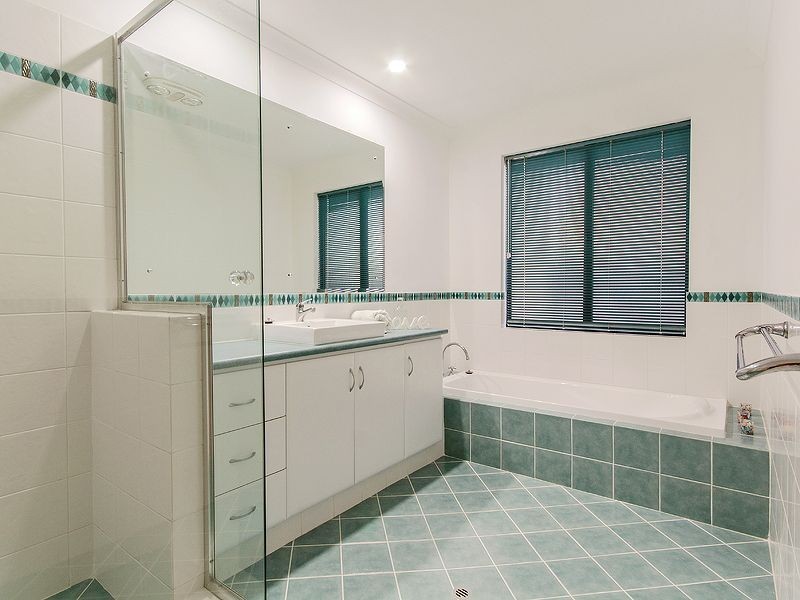 6 Placid Waters Parade, Coodanup WA 6210