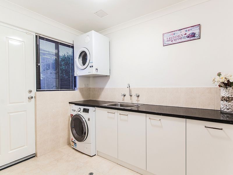 6 Placid Waters Parade, Coodanup WA 6210