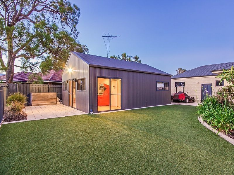 6 Placid Waters Parade, Coodanup WA 6210