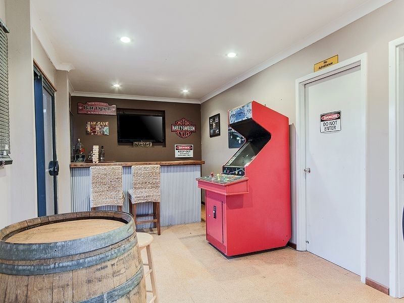 6 Placid Waters Parade, Coodanup WA 6210