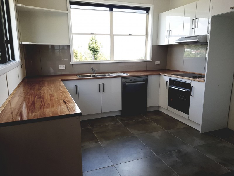 11 Bellevue Ave, Lismore Heights NSW 2480