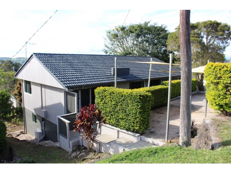 11 Bellevue Ave, Lismore Heights NSW 2480
