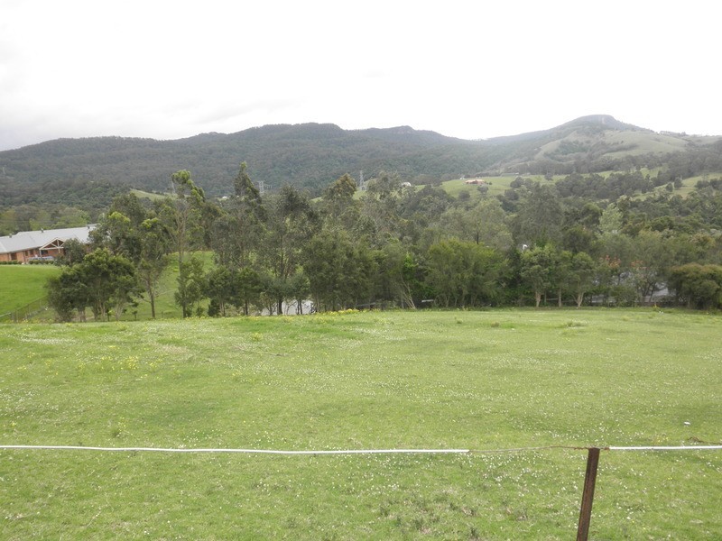 66 – 70 William James Drive, Mount Kembla NSW 2526