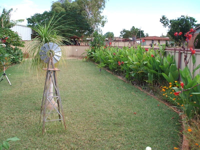 23 Gandawarra Crescent, Newman WA 6753