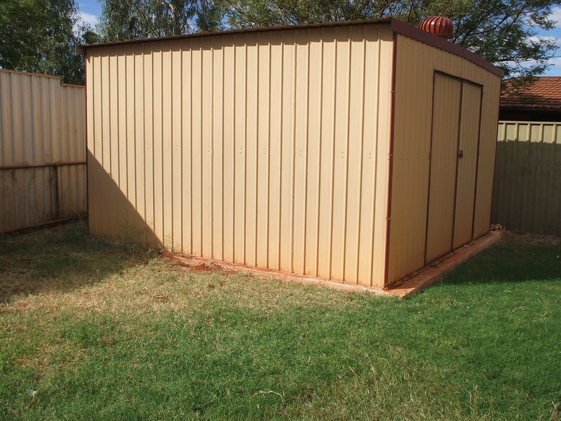 23 Gandawarra Crescent, Newman WA 6753